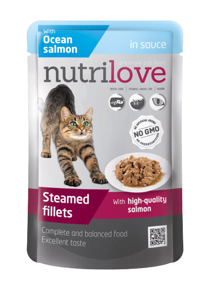 Premium Fleischstücke mit Lachs in Sauce für Katzen 85g [11457] - NUTRILOVE